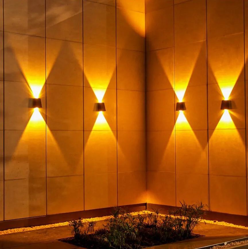Modern Solar Wall Light – Outdoor Glow